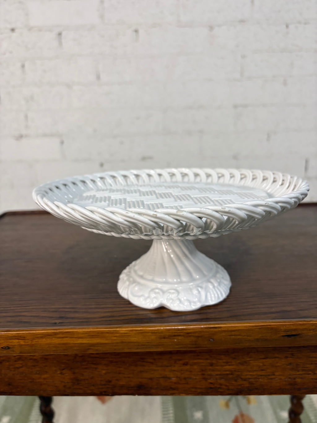 Bassano Footed Comport, White-Glazed Basketweave Ceramic, Italy, c.1960s–1980s