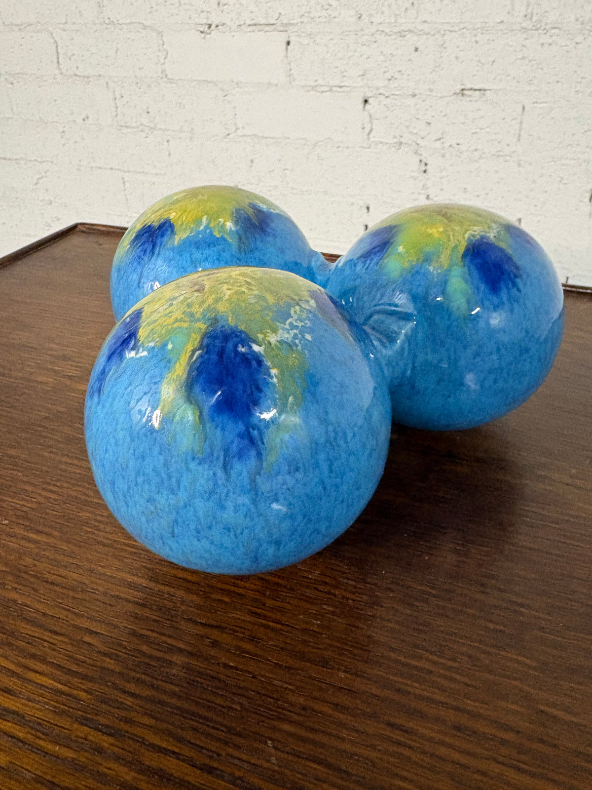 Bertoncello Ceramic Trefoil Ashtray, Reactive Blue and Yellow Glaze, Italy, c.1970s