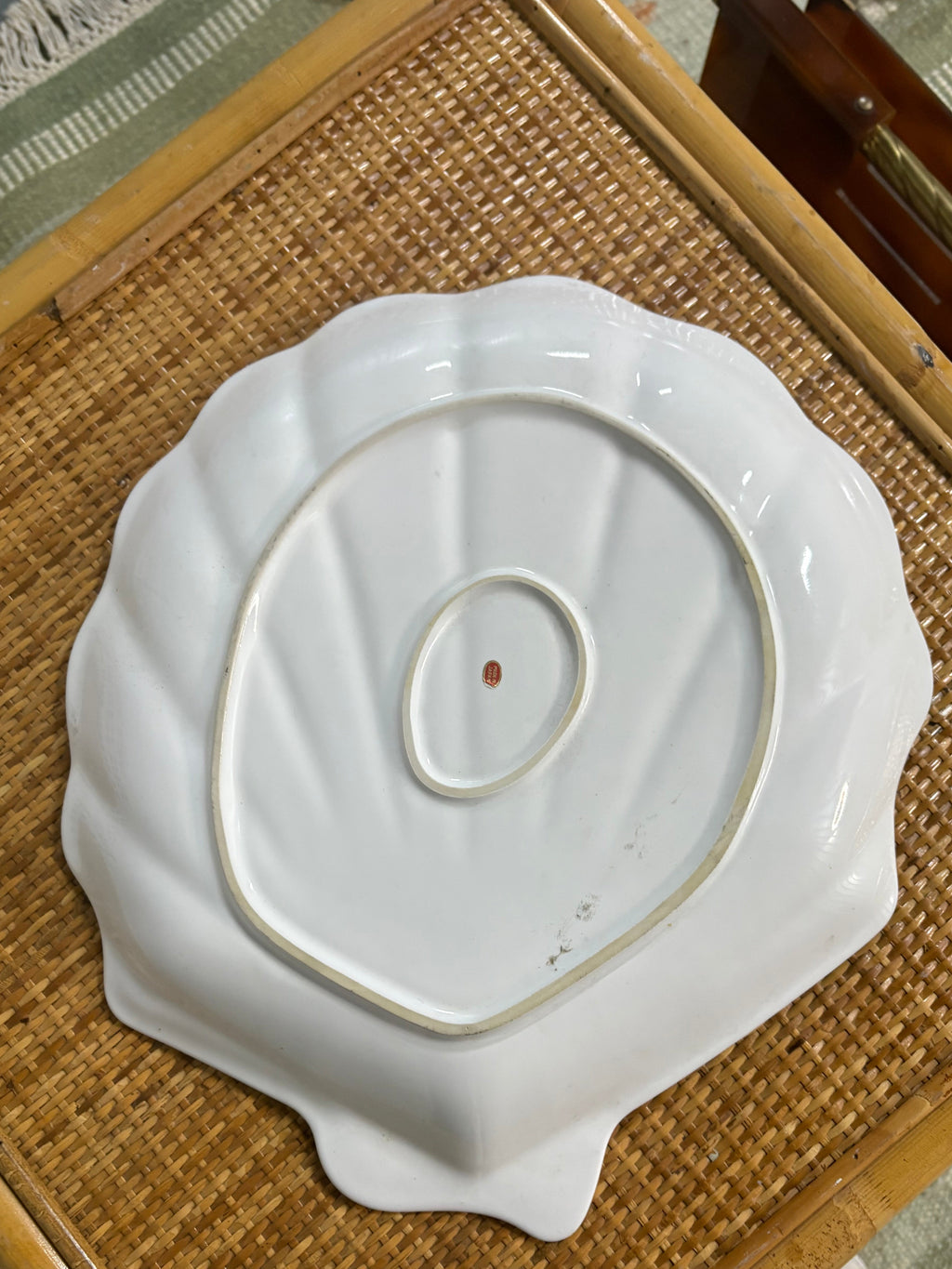 Scallop Shell Dish, White Glazed Ceramic, Japan, c. Late 20th Century