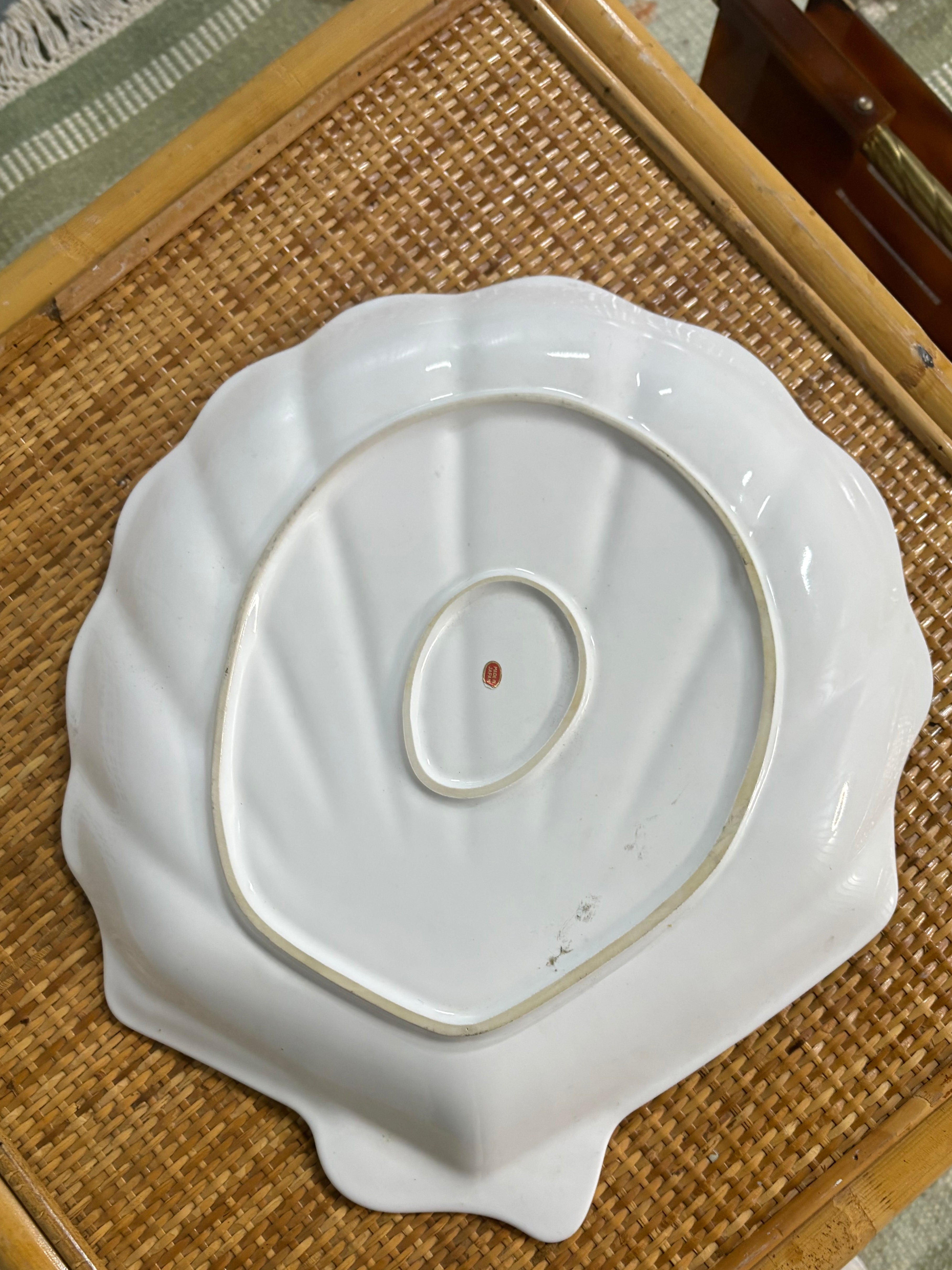 Scallop Shell Dish, White Glazed Ceramic, Japan, c. Late 20th Century