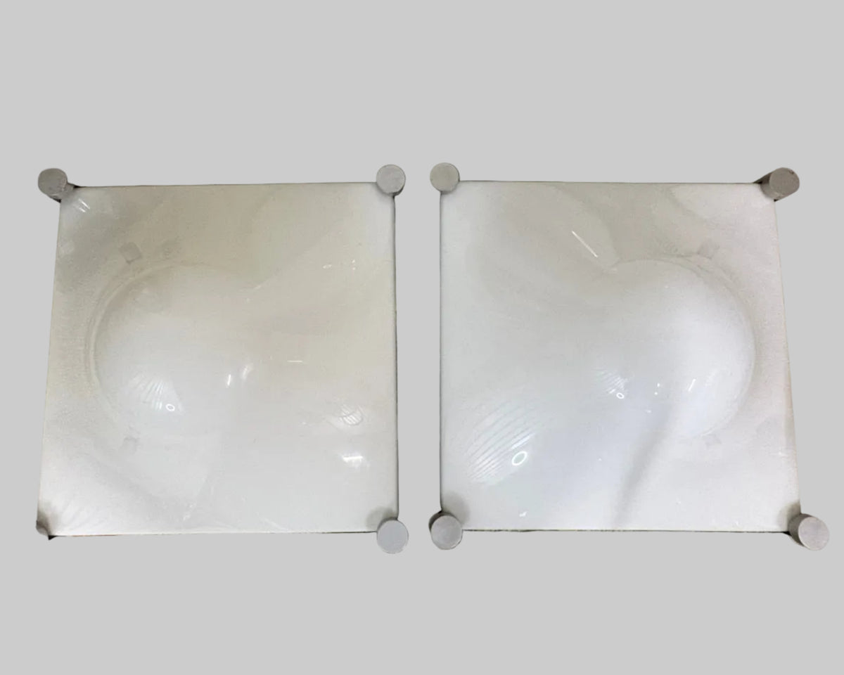 Pair of Elio Martinelli 'Bolla' Wall Lights for Martinelli Luce, Opal Methacrylate, Italy, c.1960s
