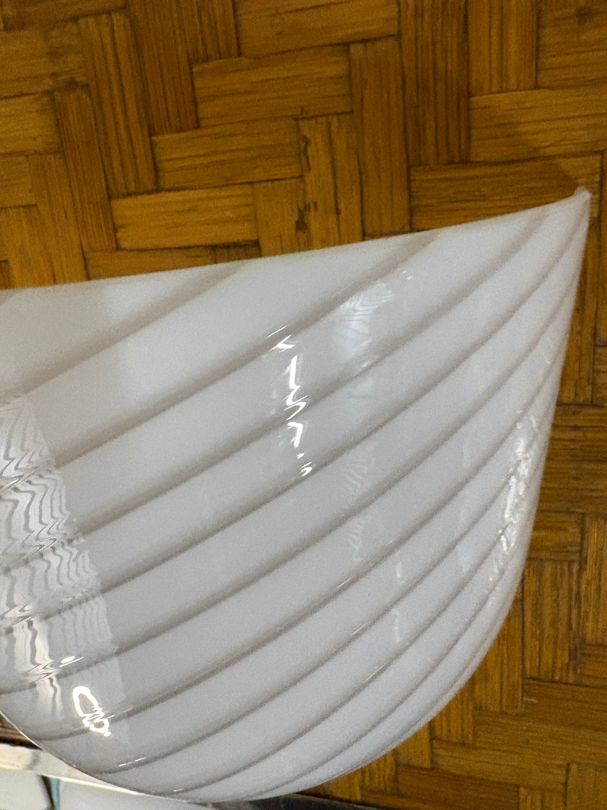 Murano Swirl Glass Wall Light, White Twisted-Ribbon Glass, Italy, c.1970s