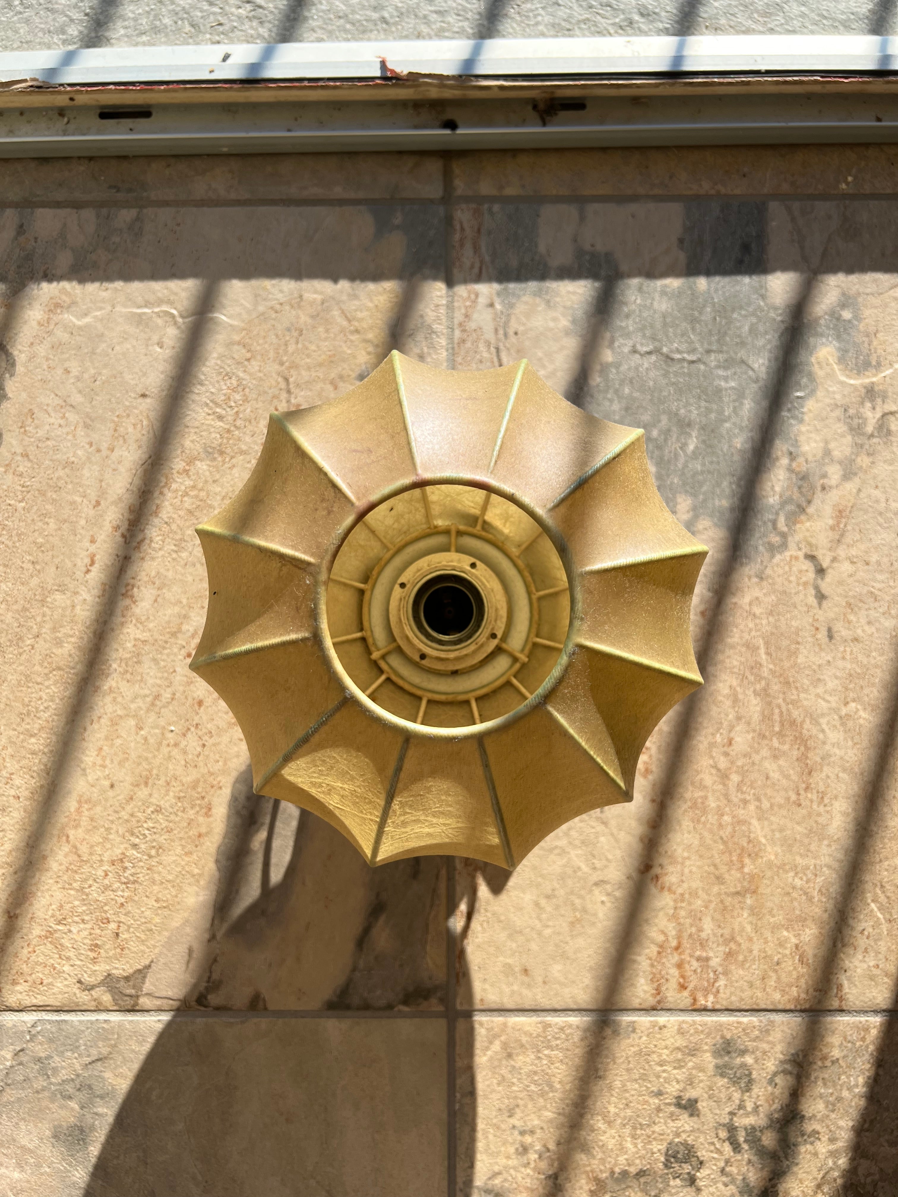 1960s Italian Cocoon Table Lamp, Castiglioni Style with cream base