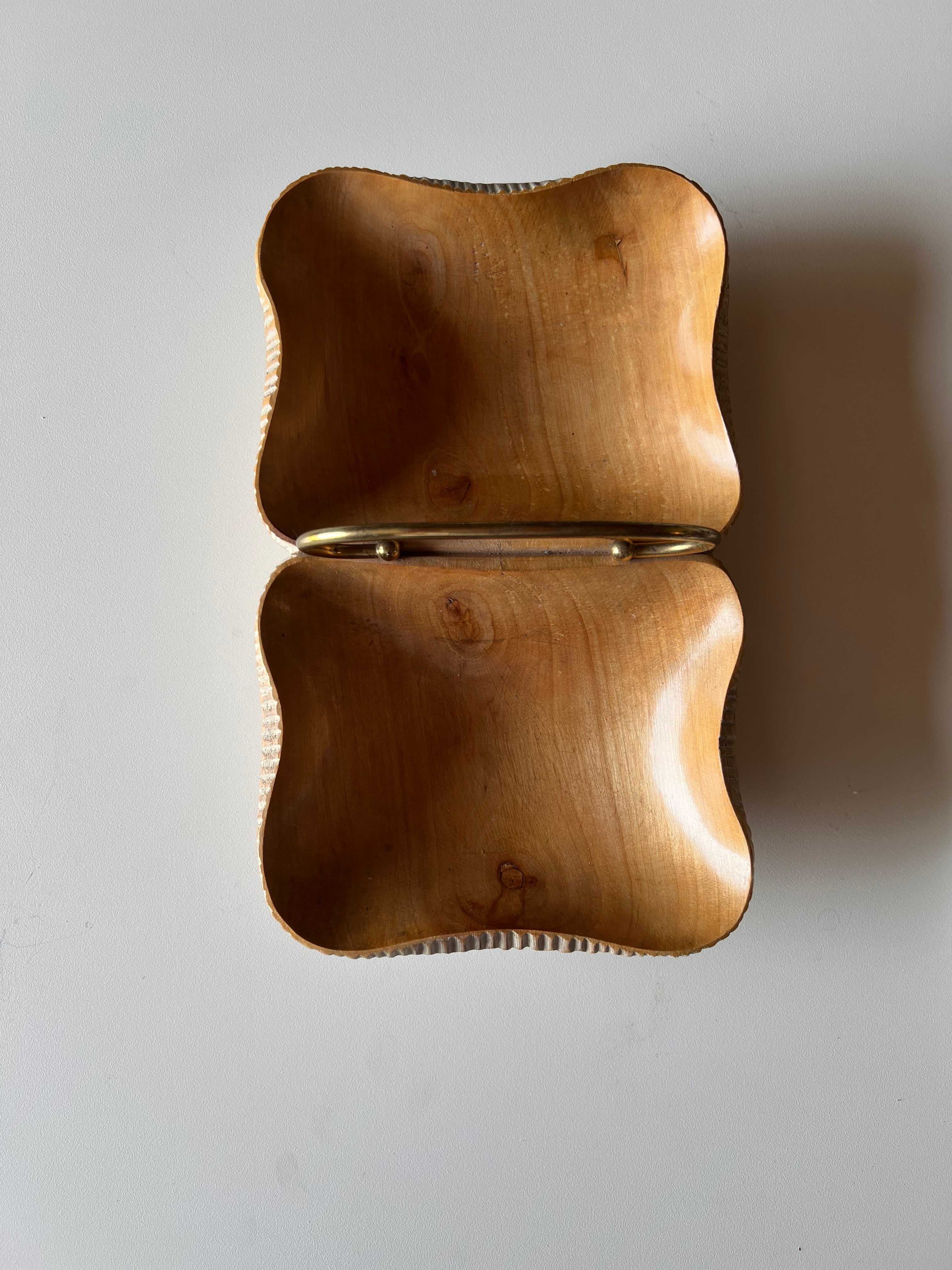 Vintage wooden tray, Macabo, 1960s.