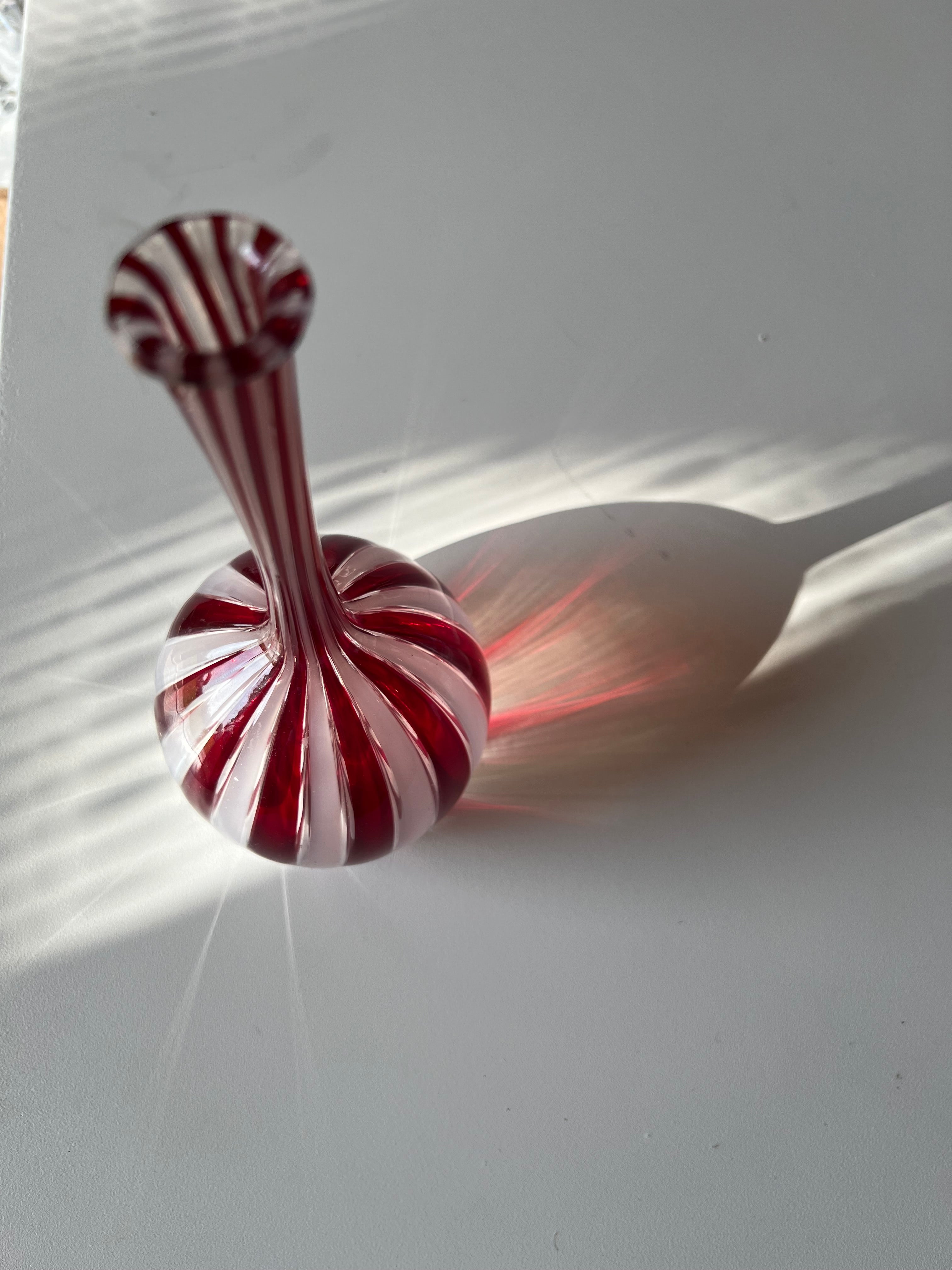 Red White and Transparent Glass Bottle Vase in the style of Gio Ponti, Italy, 1970s