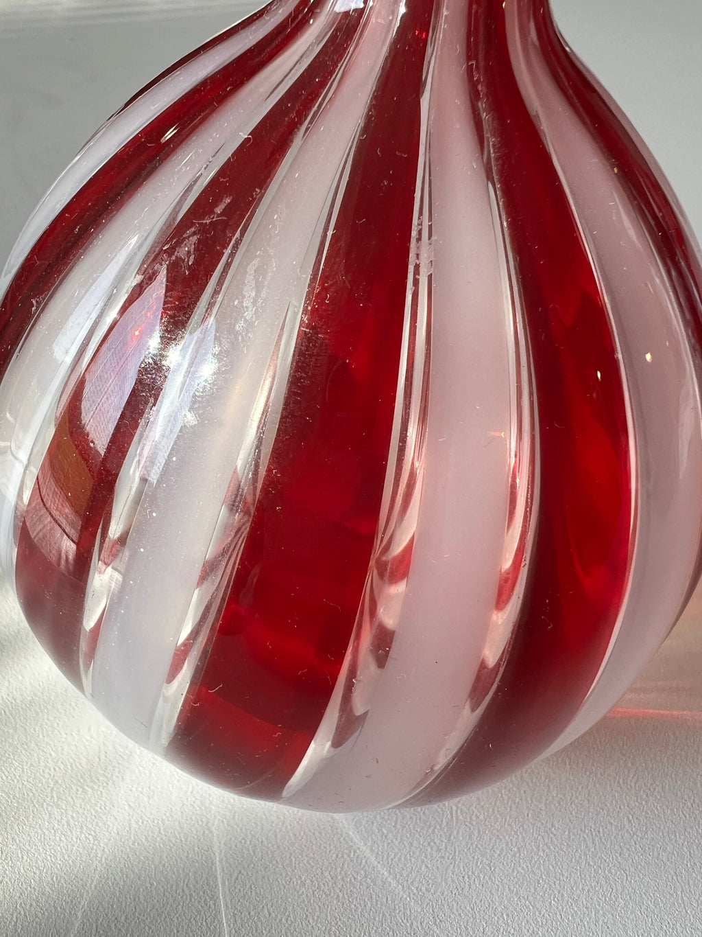Red White and Transparent Glass Bottle Vase in the style of Gio Ponti, Italy, 1970s