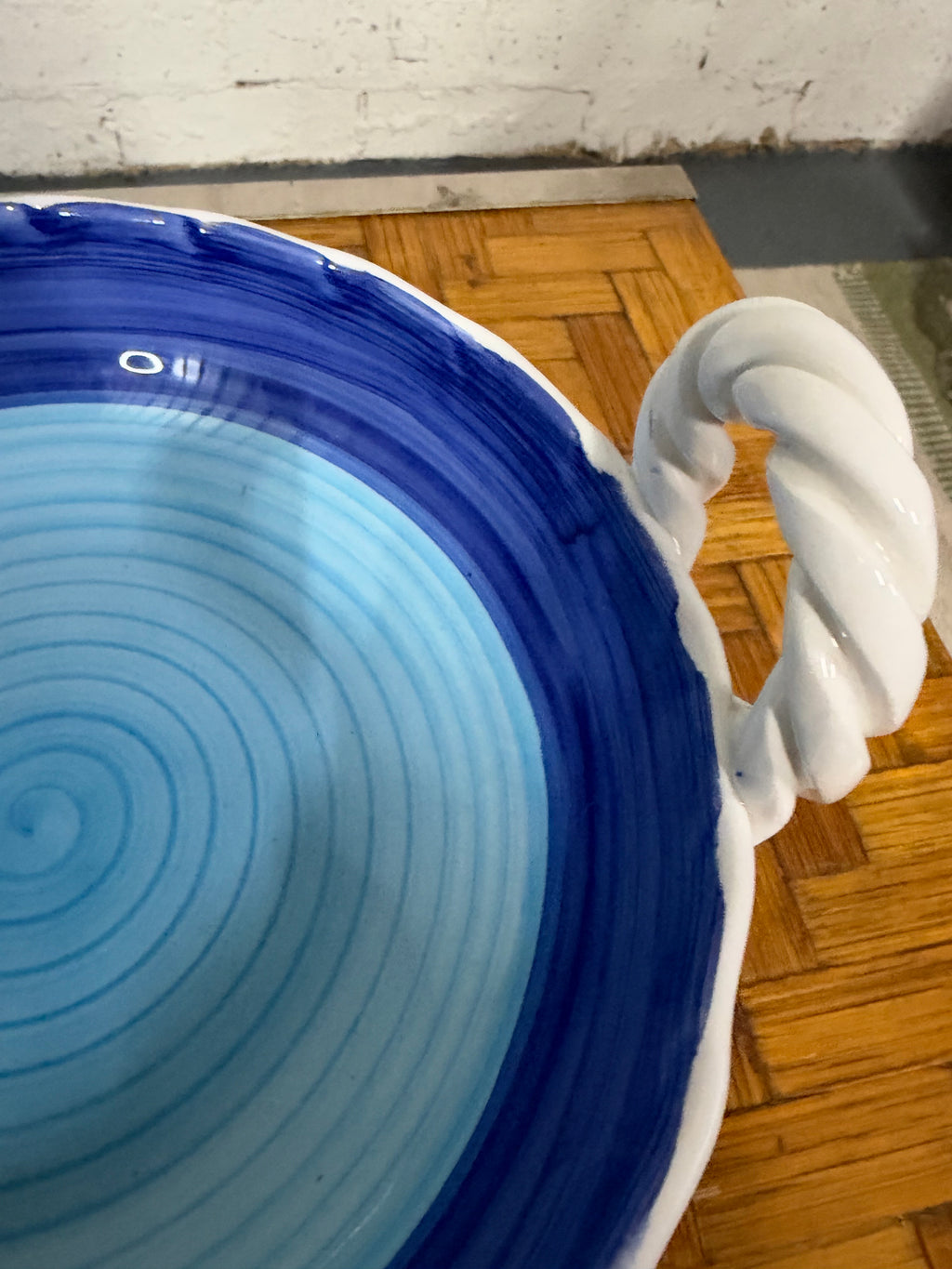 Ceramica Galba Hand-Painted Serving Bowl, Blue Spiral with Twisted Rope Handles, Italy, c.1990s